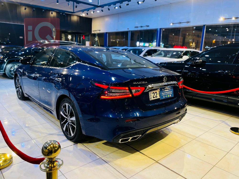 نيسان ماكسيما